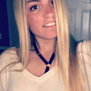 Meet your Posher, Alyssa